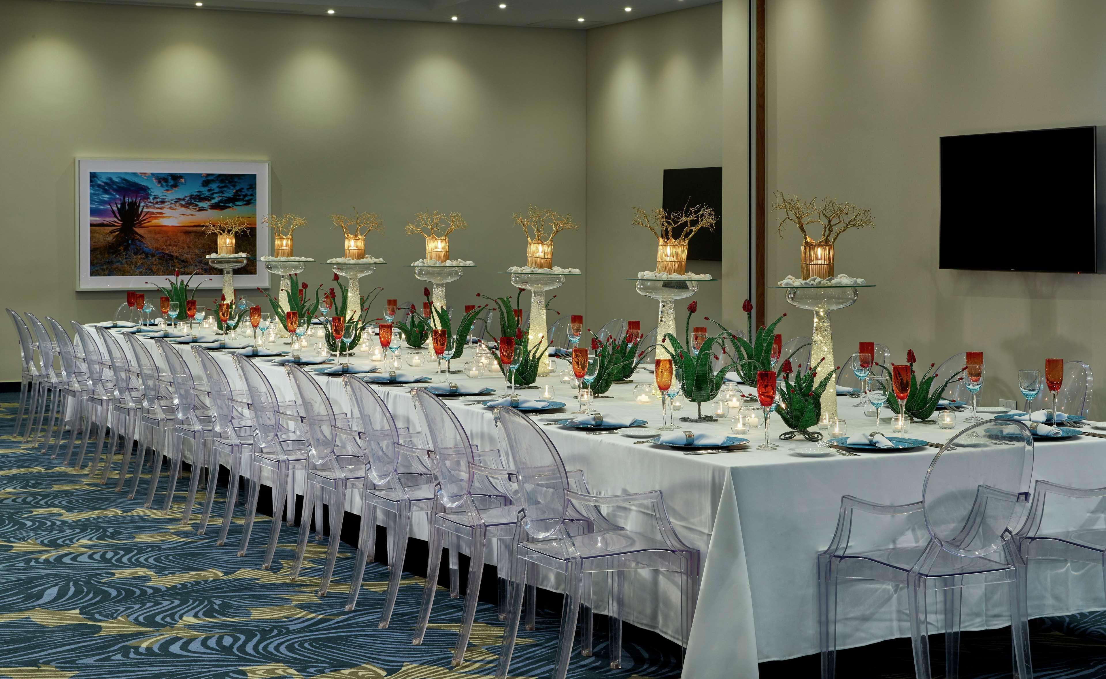 Hilton Garden Inn Gaborone, Botswana Ngoại thất bức ảnh