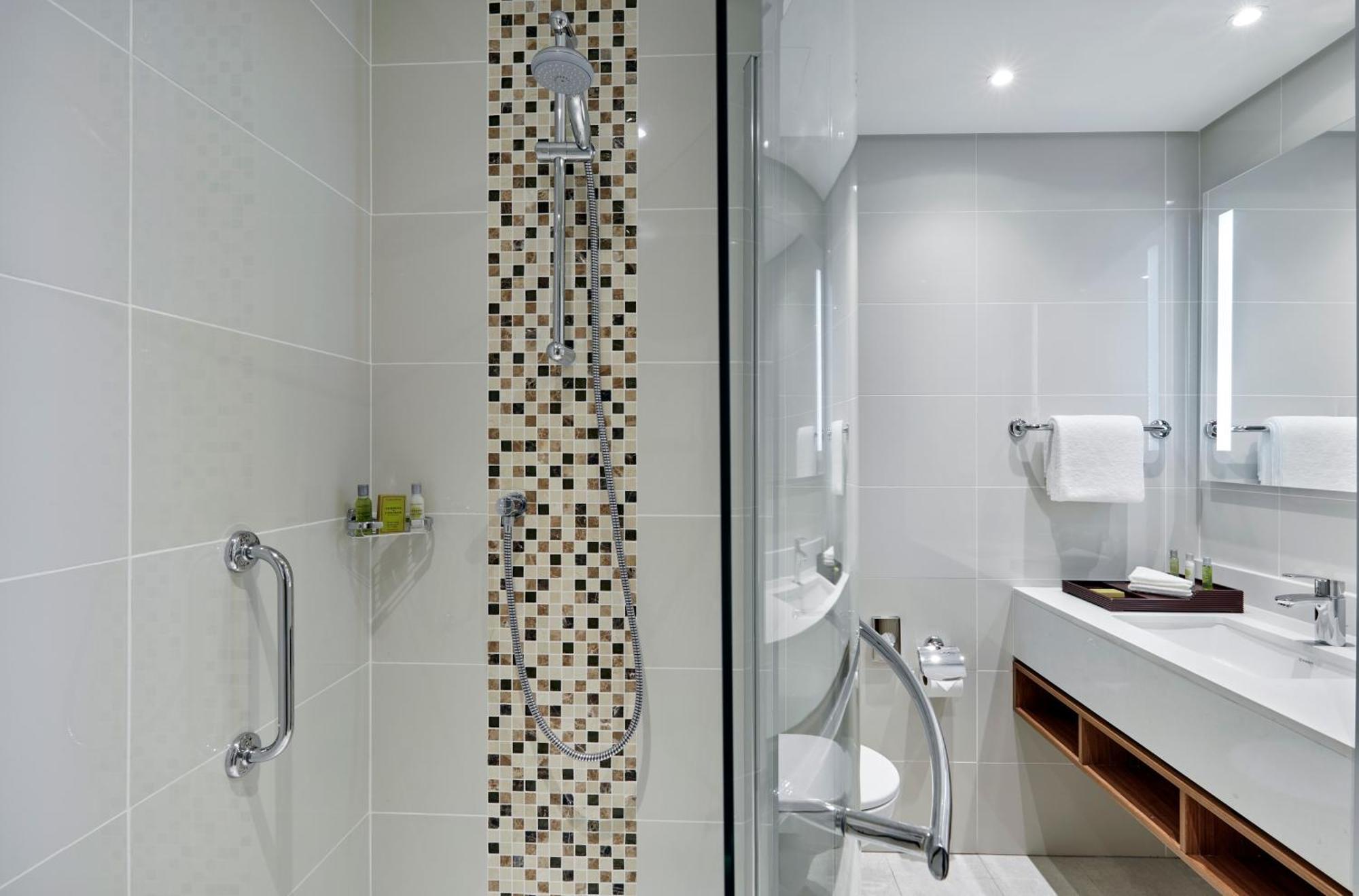 Hilton Garden Inn Gaborone, Botswana Ngoại thất bức ảnh