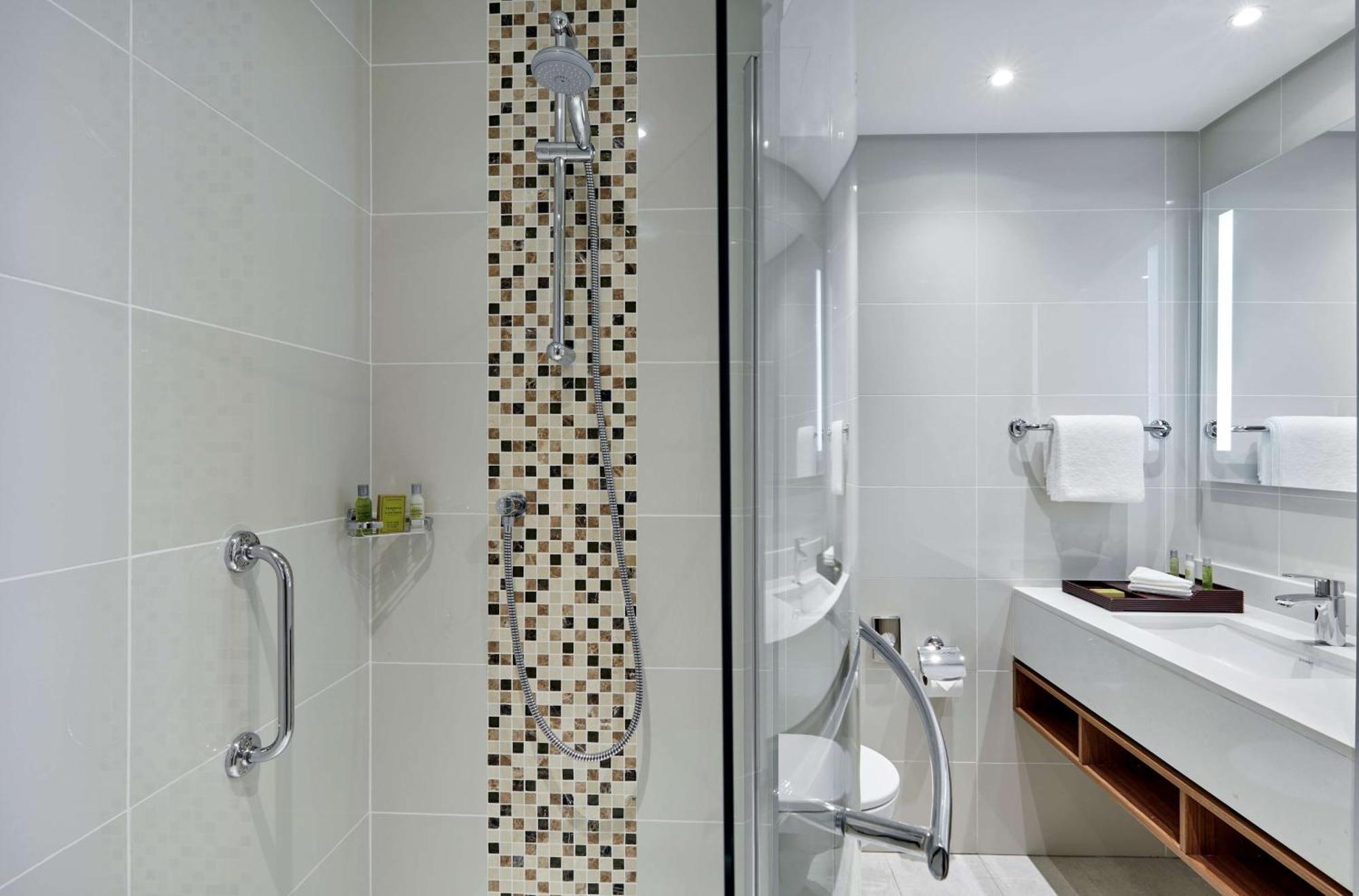 Hilton Garden Inn Gaborone, Botswana Ngoại thất bức ảnh